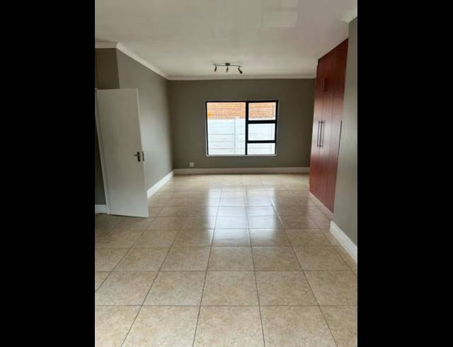 2 BEDROOM PROPERTY TO RENT IN LENASIA EXT 9